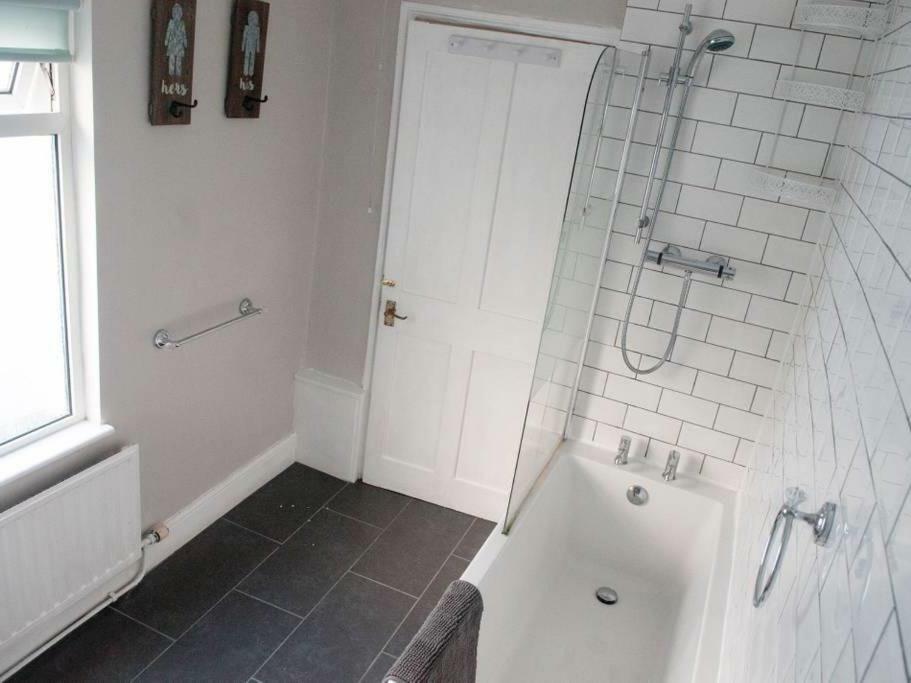 Noble House Exeterヴィラ エクステリア 写真